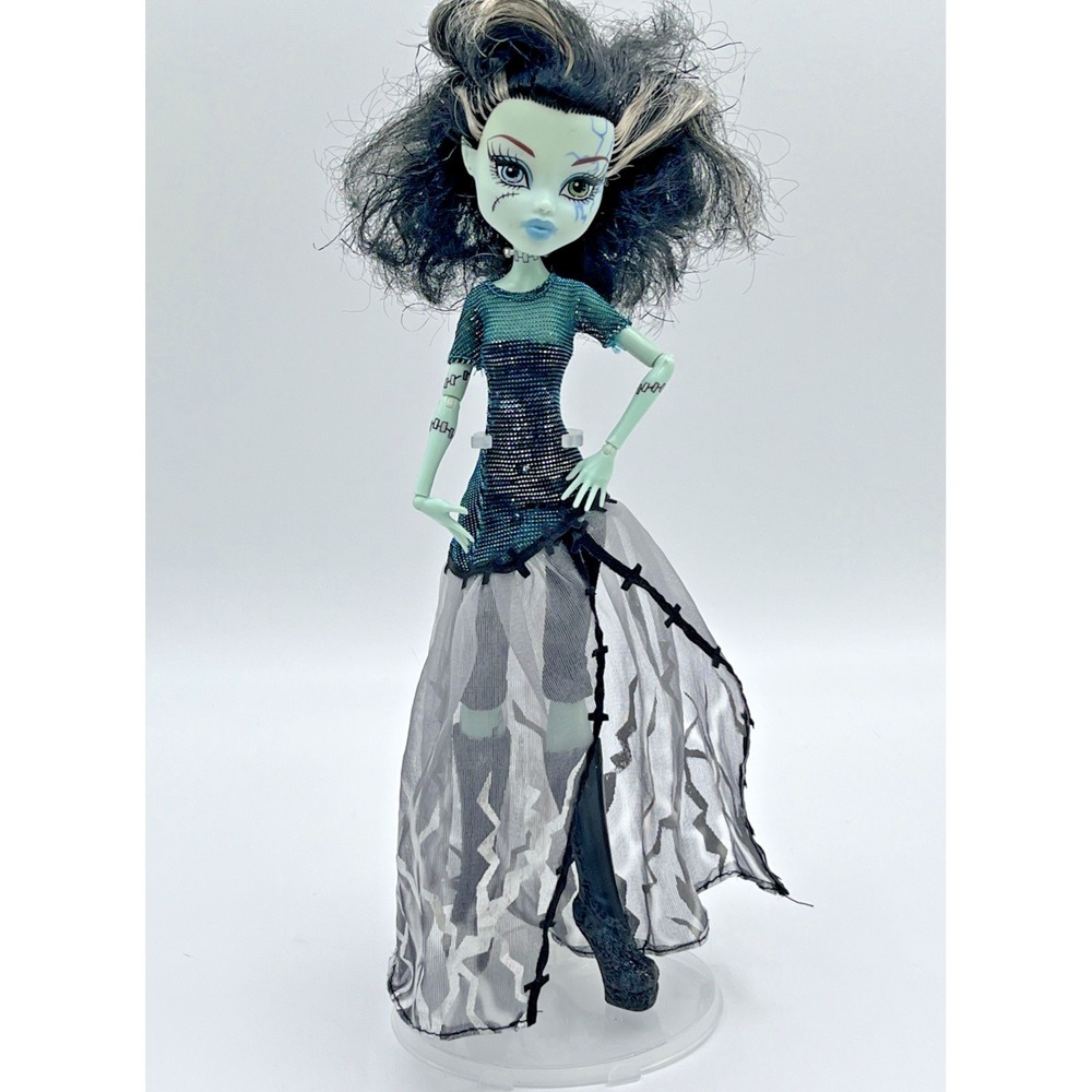 Monster High Frankie Stein Doll Ghouls Rule Mattel Original